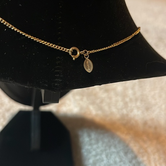 Avon tear drop gold plated 19” necklace - Picture 4 of 4